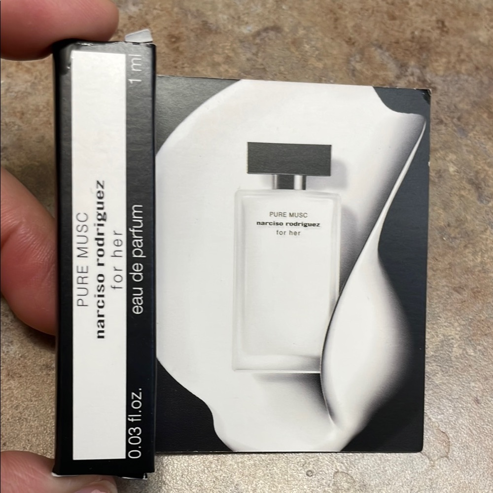 Narciso Rodriguez Pure Musc Fragrance Sample
